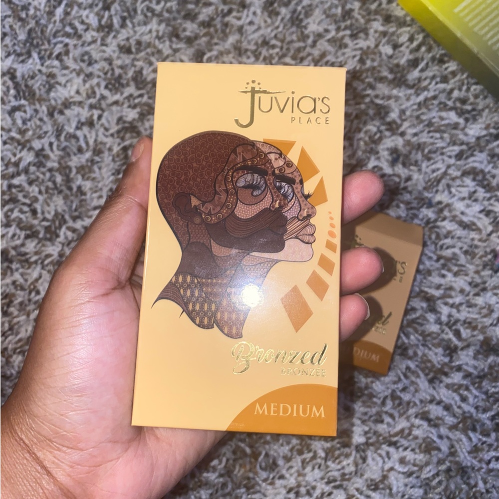 Juvia’s place bronzed bronzee medium